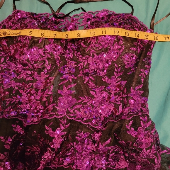 Tiered Maxi Dress. 4  NWOT Dark Romantic Prom Event Gala Formal - Picture 8 of 9